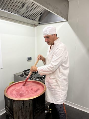 Confiture_de_framboise_en_préparation
