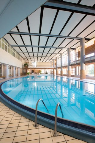 Piscine couverte_Alpe d&rsquo;Huez