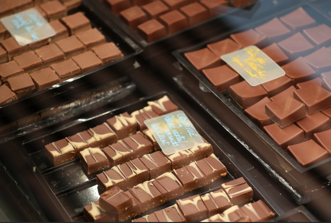 L&rsquo;atelier d&rsquo;Ecrin glacé_Le Bourg-d&rsquo;Oisans